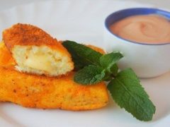 Картофельные палочки с сыром